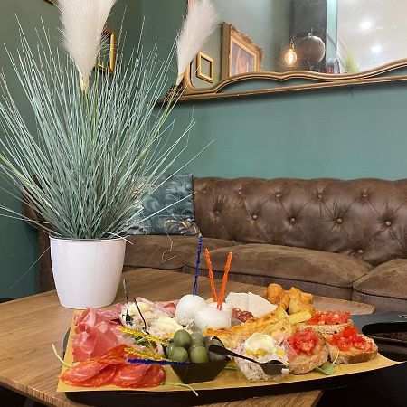 B&B Caffe Retro' Cisterna di Latina Exteriér fotografie