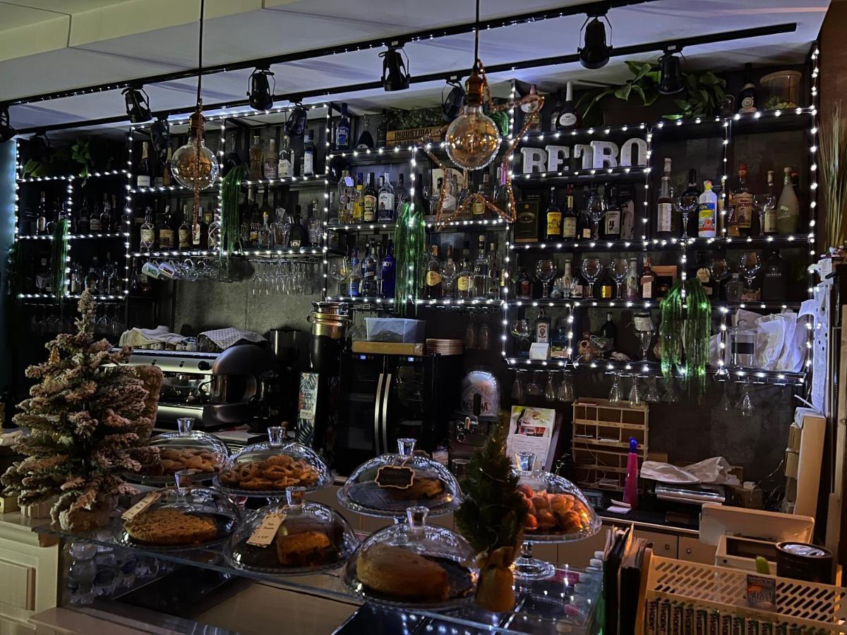 B&B Caffe Retro' Cisterna di Latina Exteriér fotografie